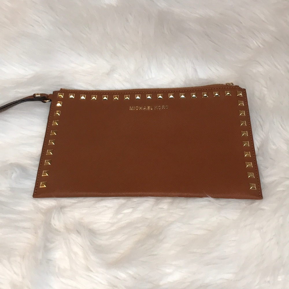 MICHAEL KORS AUTHENTIC brown clutch with studs